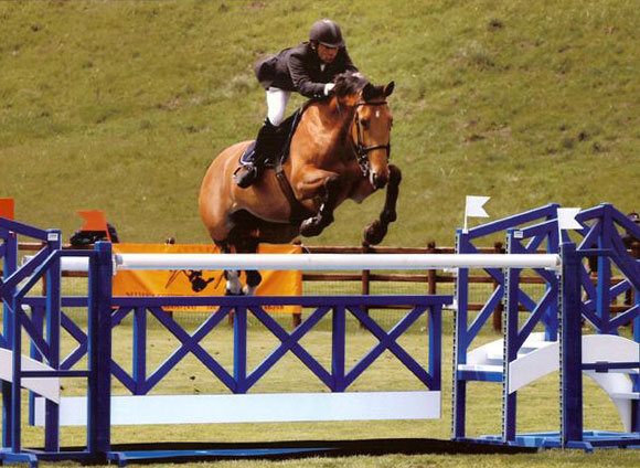 Giampiero Carta using Total Contact saddle at the Italian Championships 2005